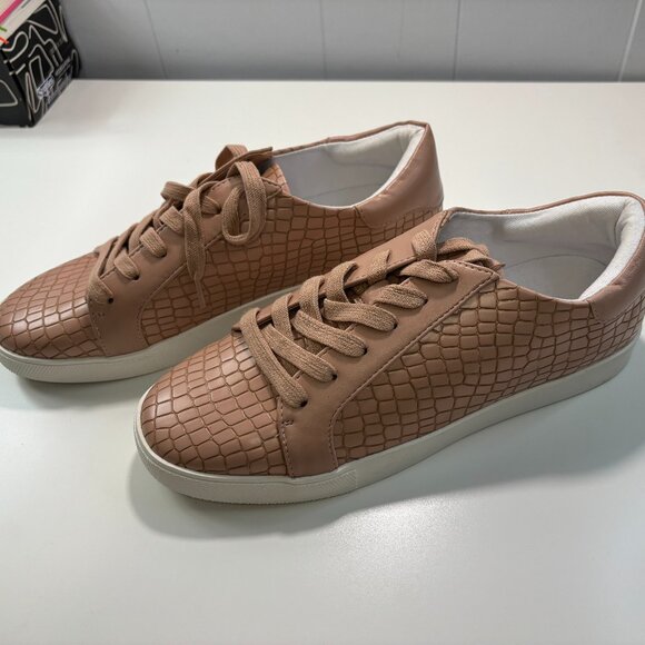 NEW Katy Perry Women's Sneakers Size 8 - Picture 1 of 8
